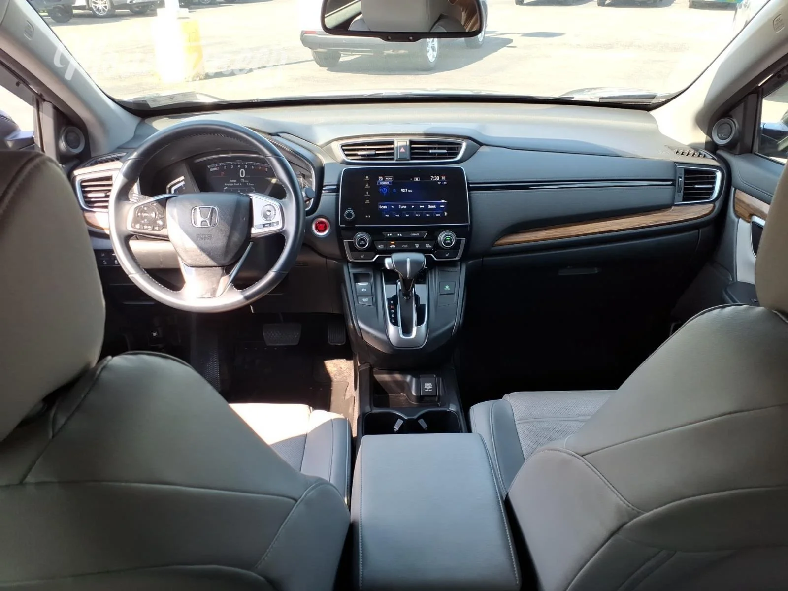 Used 2018 Obsidian Blue Pearl Honda EX-L image 25