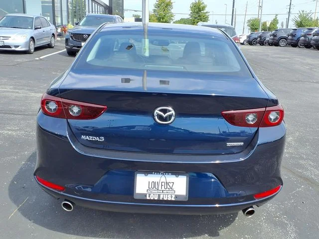 Used 2022 Blue Mazda Select image 19