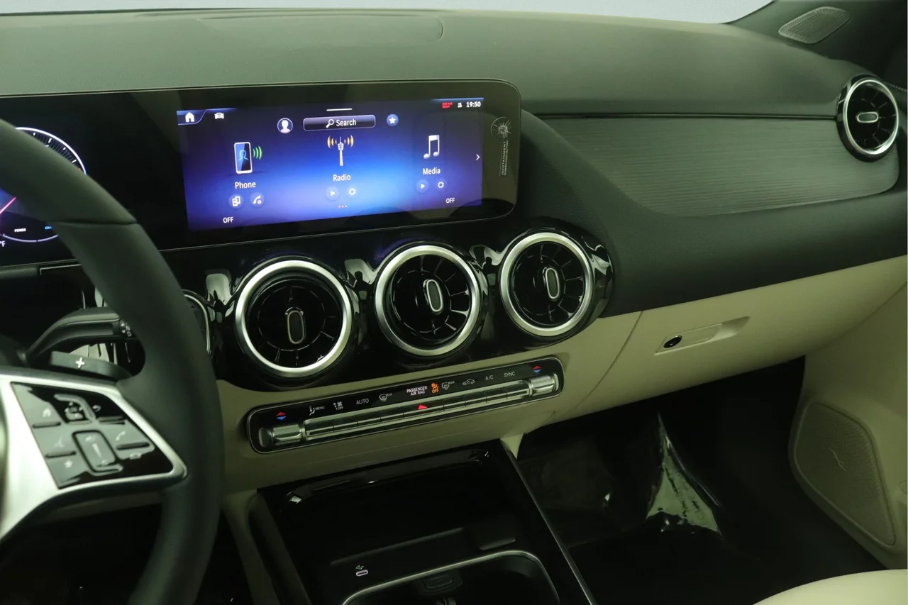 New 2026 Black Mercedes-Benz 250 image 5