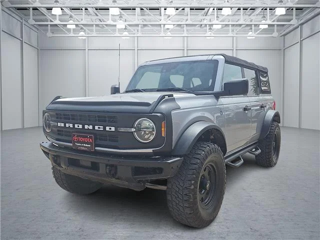 Used 2021 Iconic Silver Metallic Ford Black Diamond 4x4 image 1