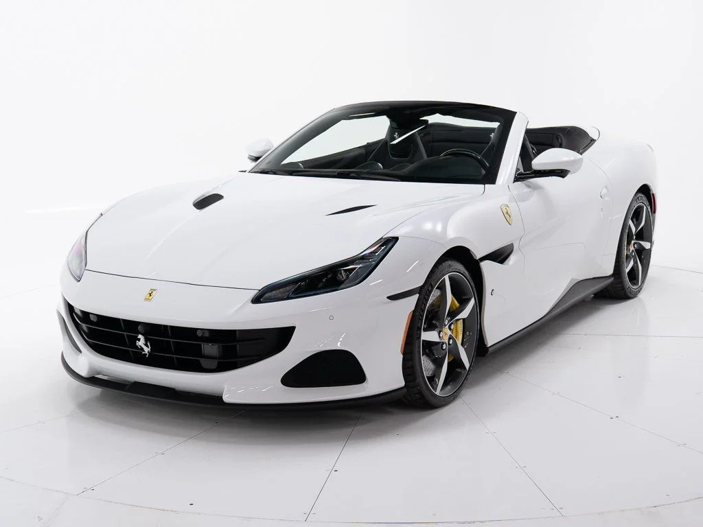 Used 2022 Extracampionario Bianco Cervino Ferrari  image 1