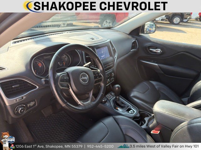 2019 Jeep Cherokee Latitude Plus - Photo 4