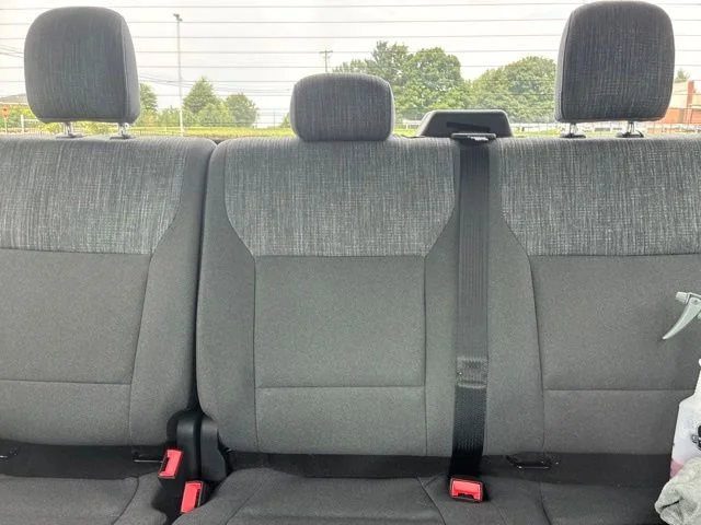 Used 2022 Oxford White Ford XLT image 44