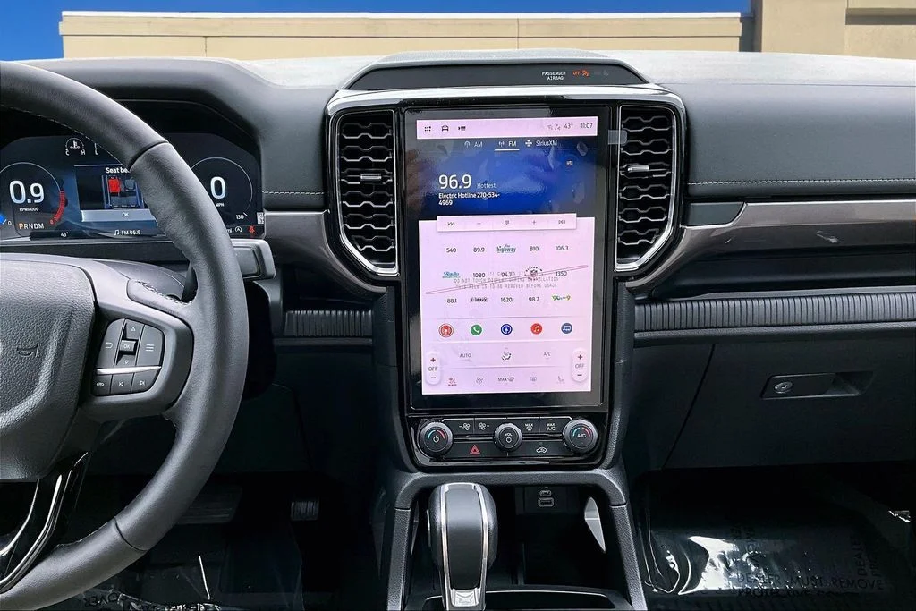2025 Ford Ranger Lariat - Photo 6