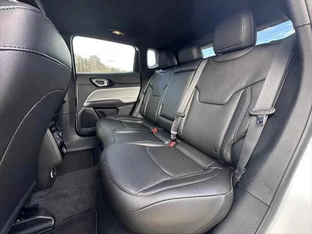 2026 Jeep Compass Limited - Photo 11