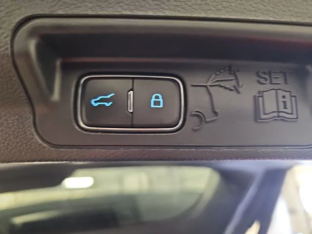 Used 2020 Gray Ford XLT image 13