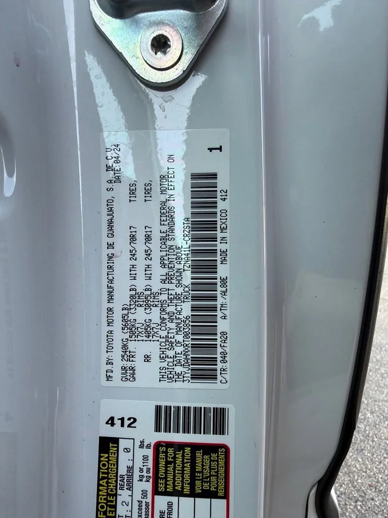 Used 2024 White Toyota SR image 34