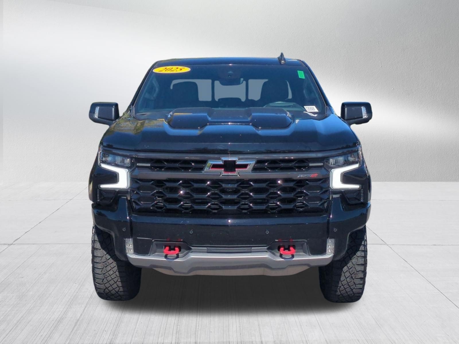 2025 Chevrolet Silverado 1500 ZR2 - Photo 8
