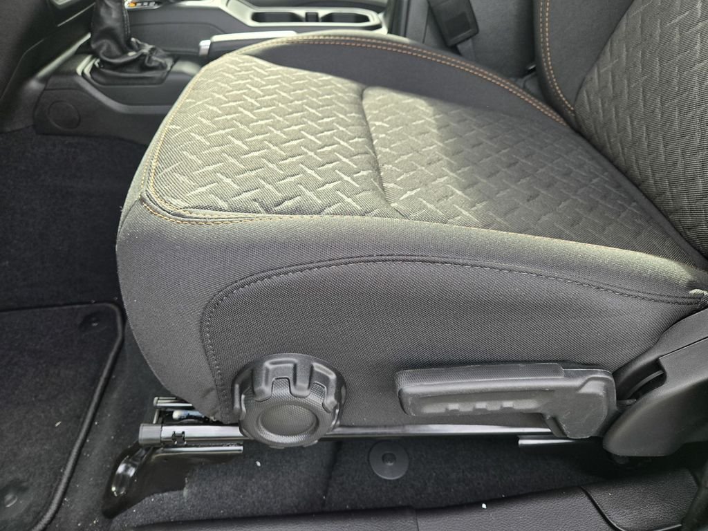 New 2026 Anvil Clearcoat Jeep Mojave image 9