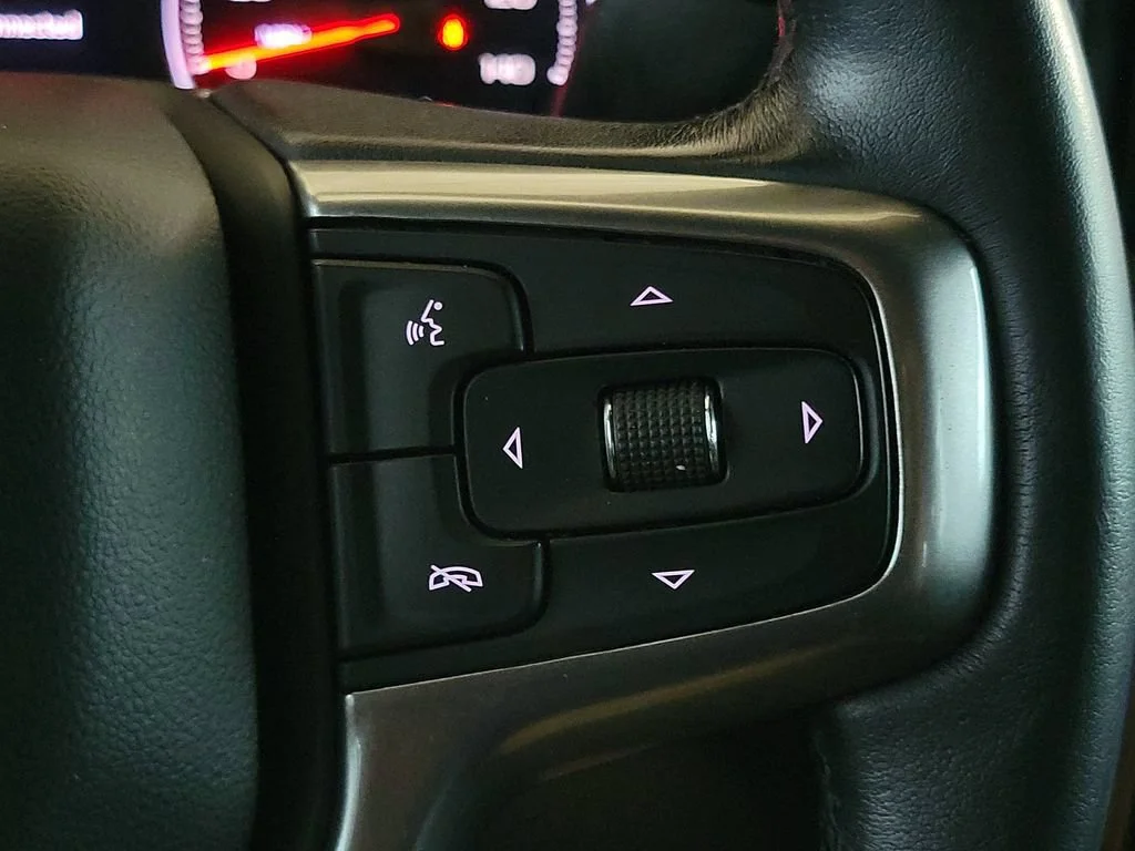 Used 2022 Northsky Blue Metallic Chevrolet LT image 24