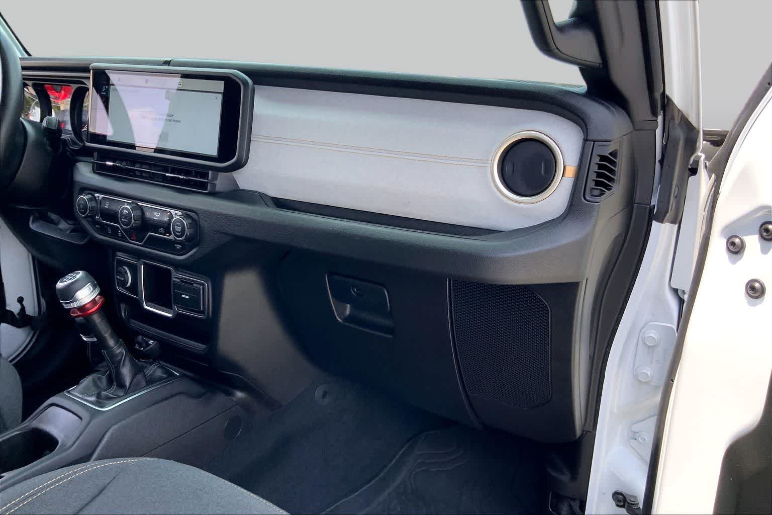 Used 2024 Bright White Clearcoat Jeep Sport image 18