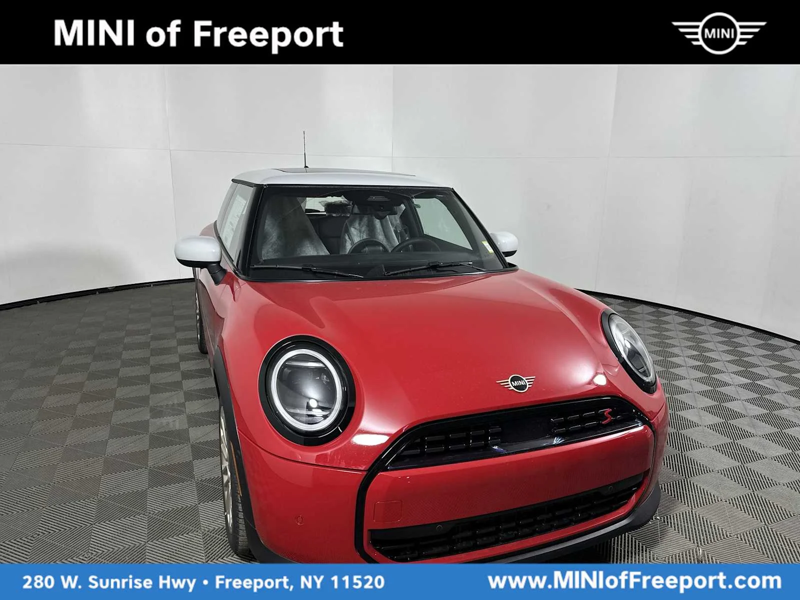 2026 MINI Hardtop Cooper S Signature's photo