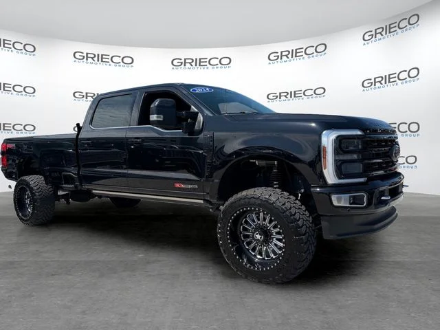 2024 Ford F-350 Platinum 4x4 Crew Cab 8' Box SRW's photo
