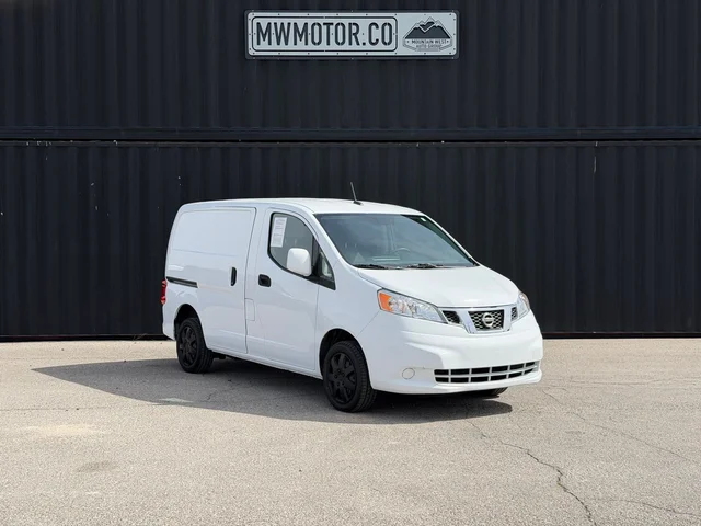 2020 Nissan NV200 SV