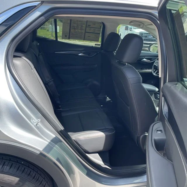 2023 Buick Envision Essence - Photo 16