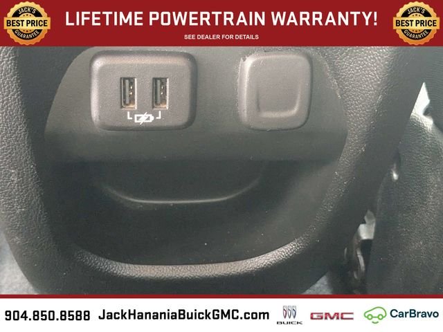 Used 2022 White Chevrolet Z71 image 14