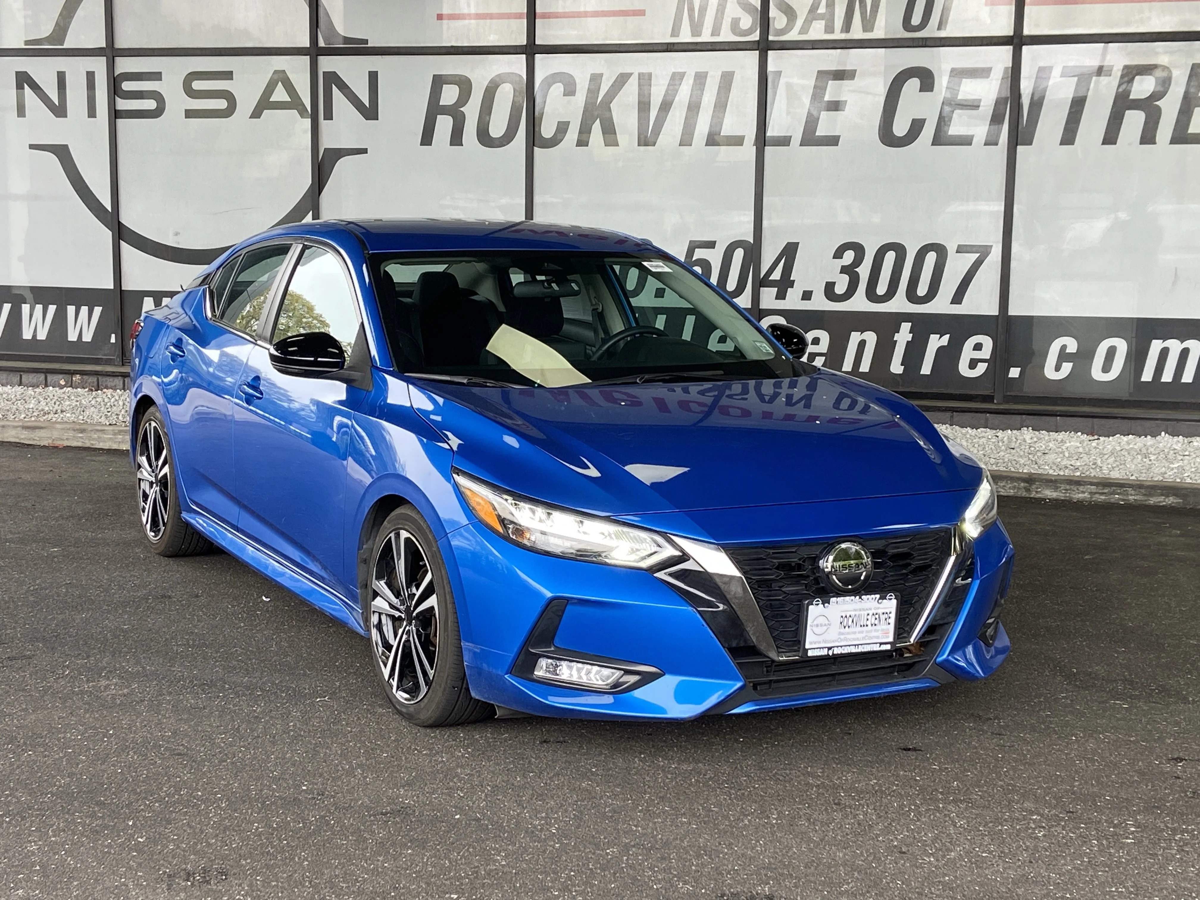 Used 2021 Nissan Sentra SR with VIN 3N1AB8DV4MY227144 for sale in Rockville Centre, NY