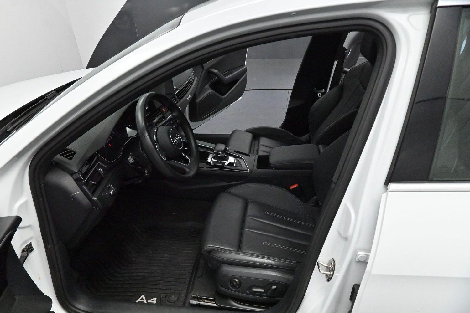 Used 2021 Glacier White Metallic Audi S line Premium image 12