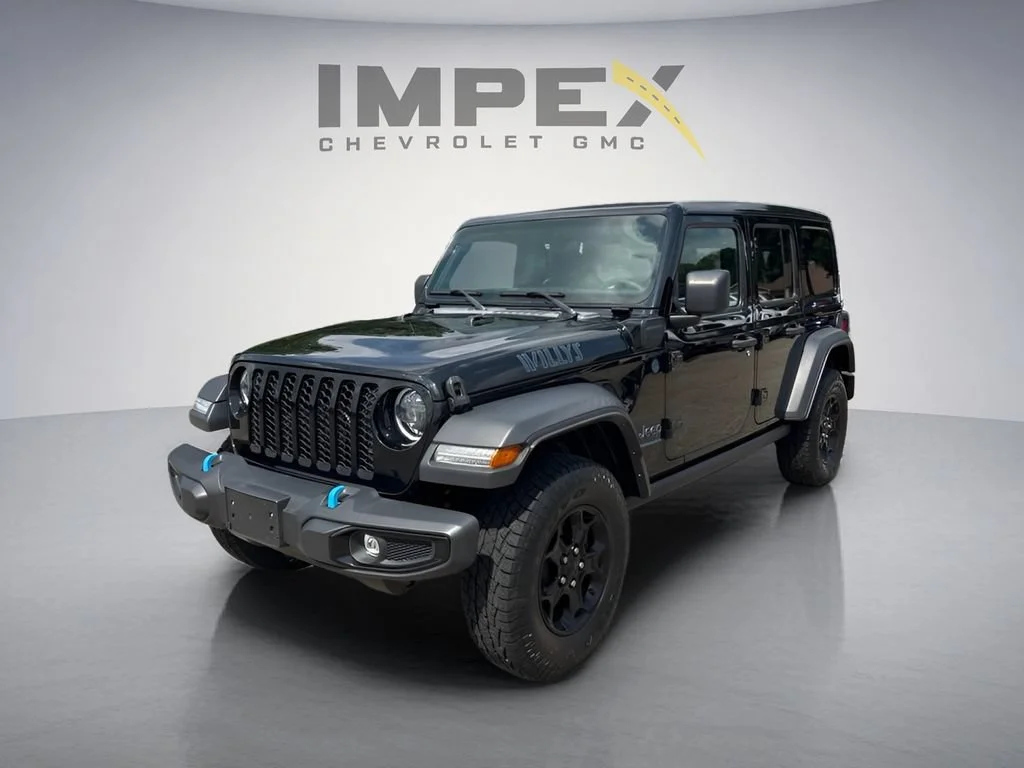 Used 2023 Black Jeep  image 1