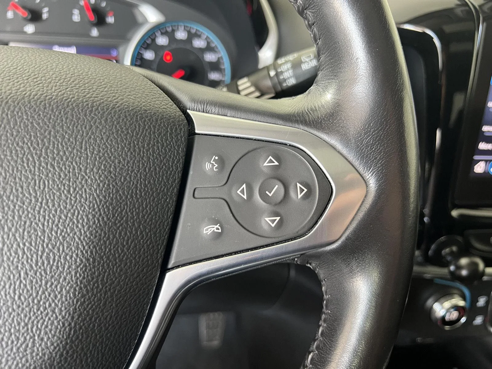 Used 2021 CAJUN RED TINTCOAT Chevrolet RS image 12