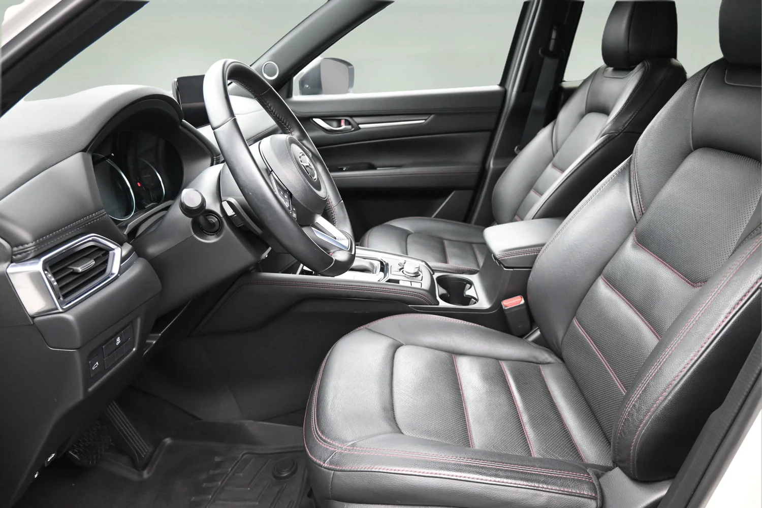 Used 2024 White Mazda 2.5 Turbo Premium image 28