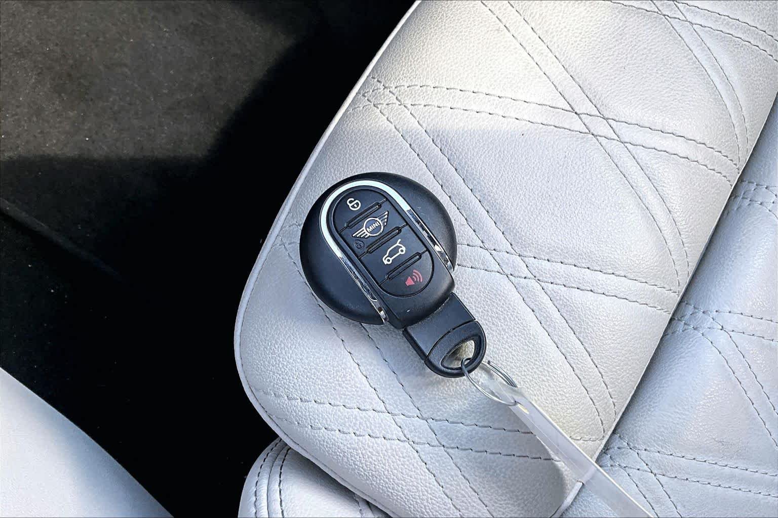 Used 2024 Nanuq White Metallic MINI John Cooper Works image 11
