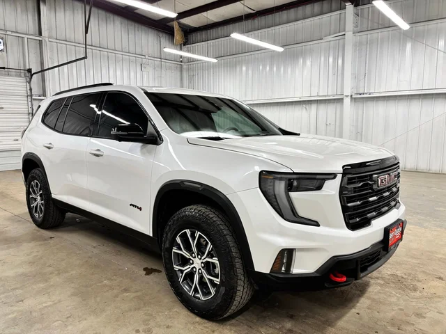 2025 GMC Acadia AT4