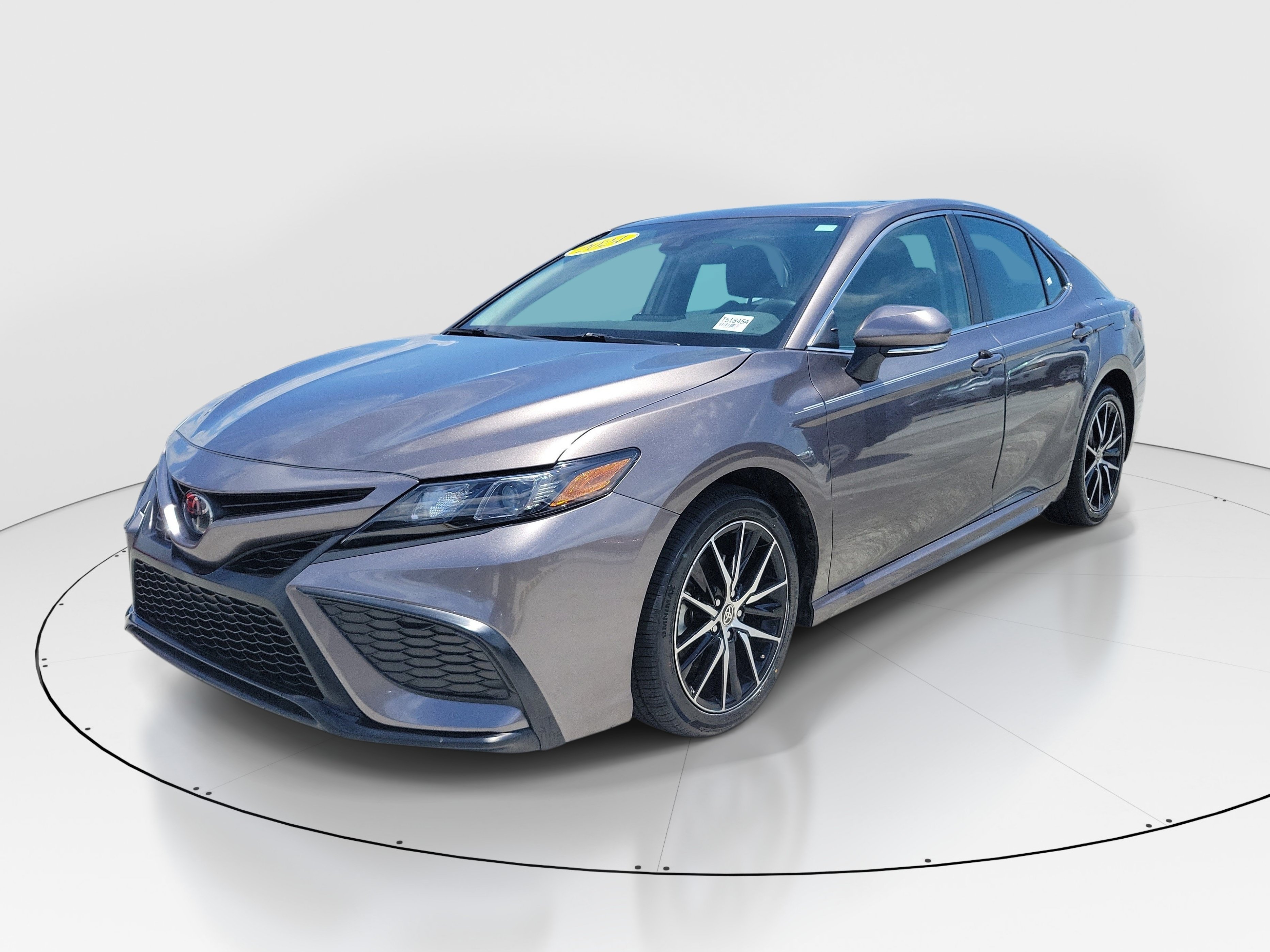 Used 2024 Predawn Gray Mica Toyota SE image 3