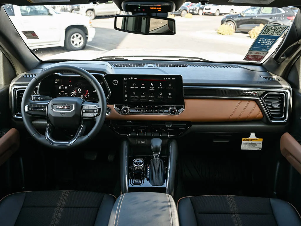 2026 GMC Canyon AT4 - Photo 10