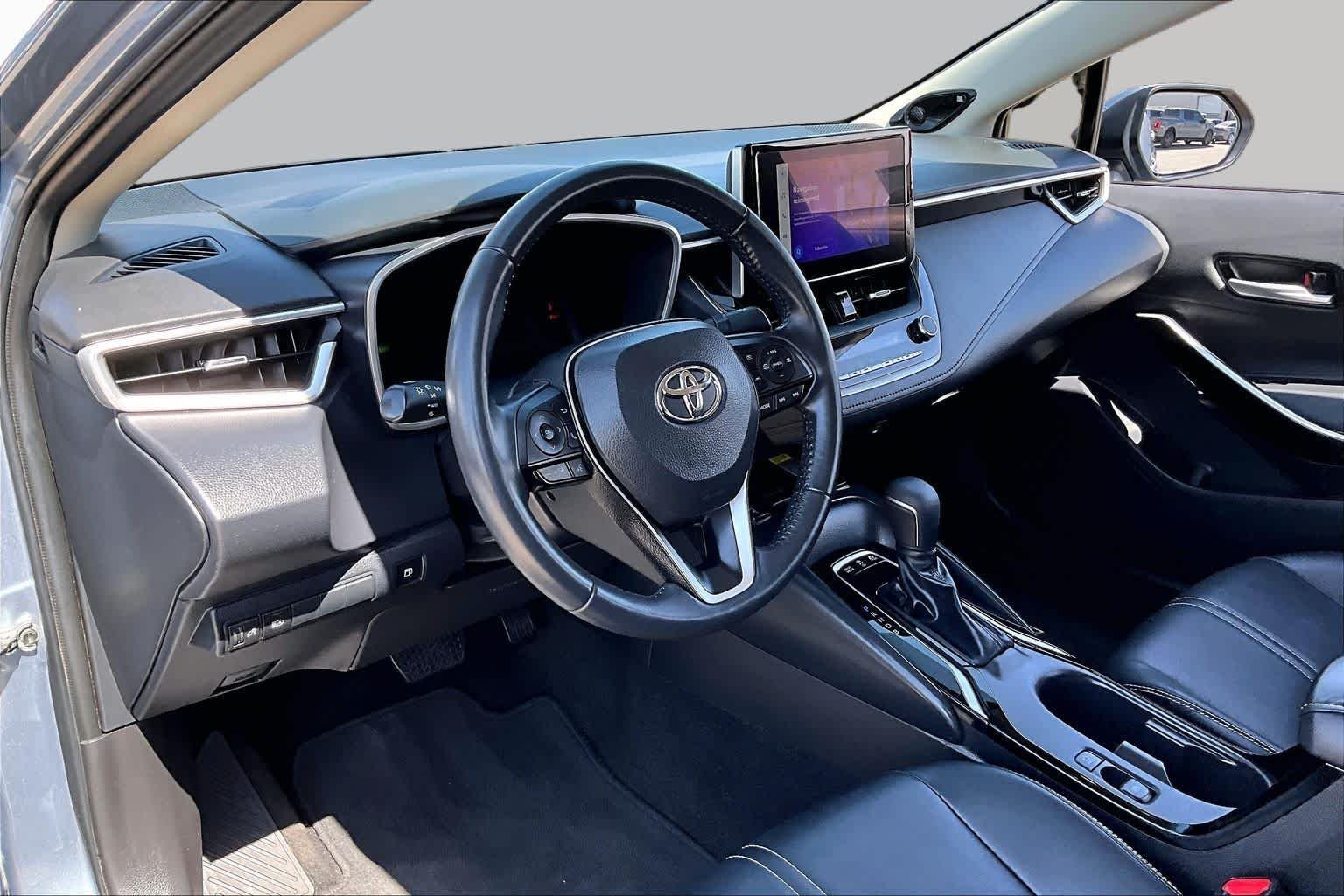 Used 2024 Celestite Toyota Hybrid XLE image 18