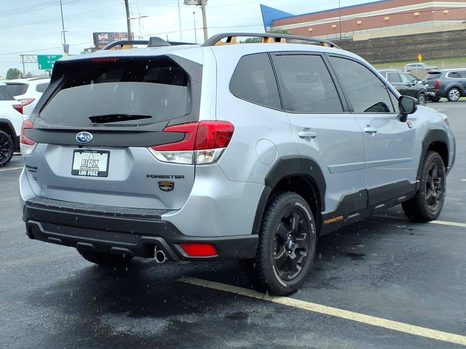 Used 2024 Ice Silver Metallic Subaru Wilderness image 28