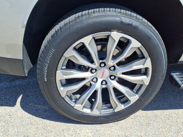 2024 GMC Yukon XL Denali - Photo 7