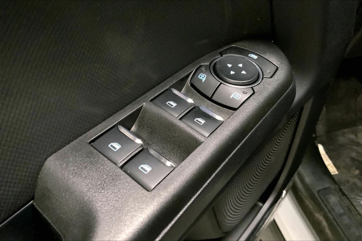 New 2026 Space White Metallic Ford Outer Banks® image 17