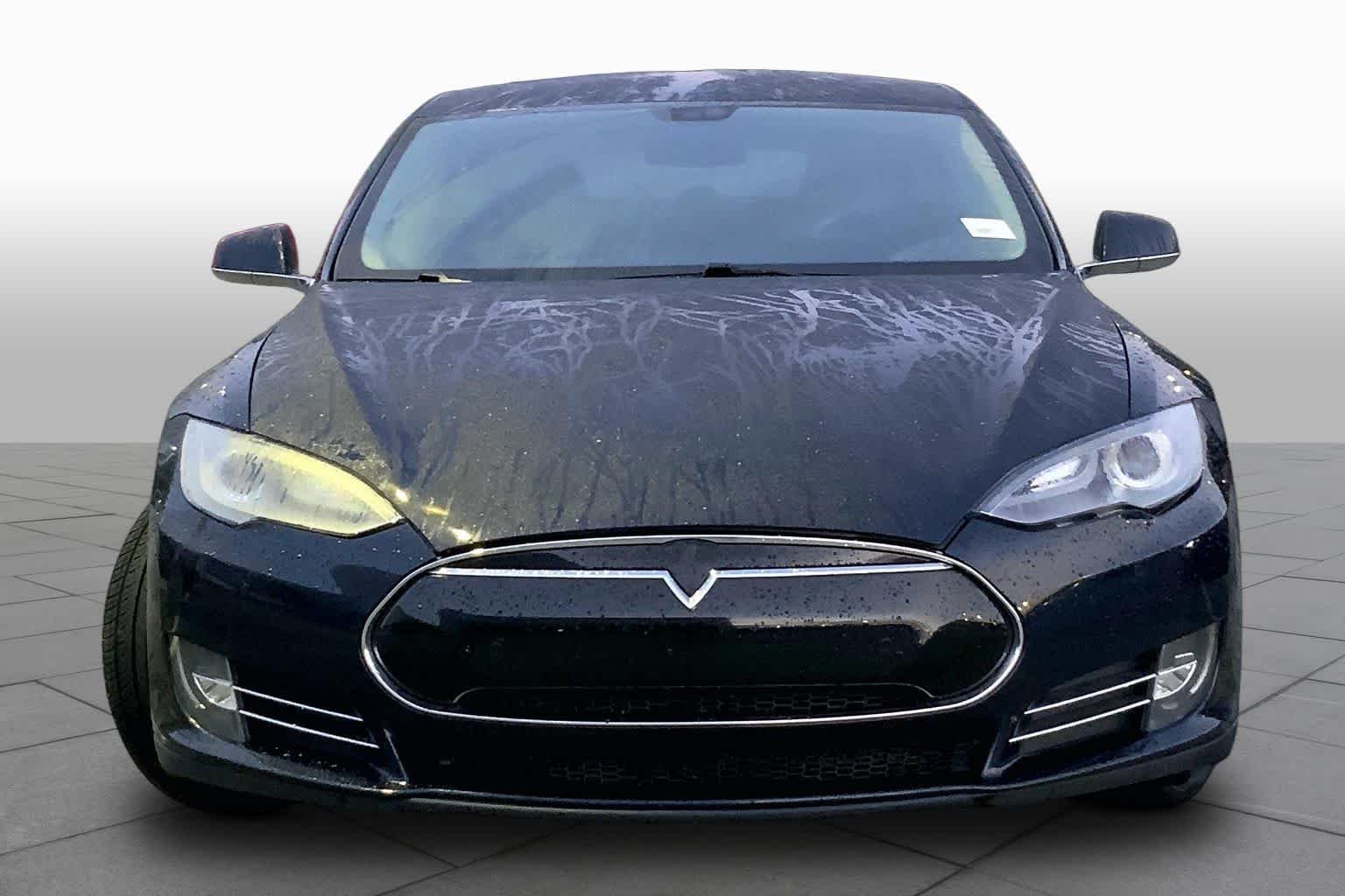 Used 2014 Black Tesla 85 kWh Battery image 3