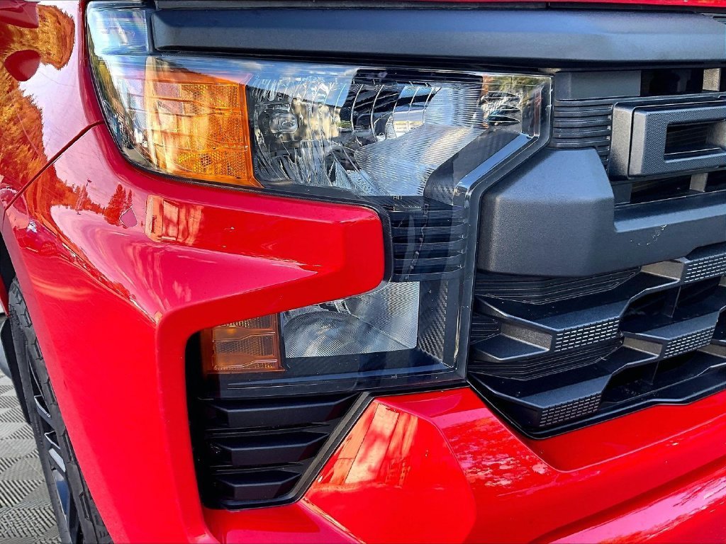 Used 2023 Red Hot Chevrolet Custom image 34