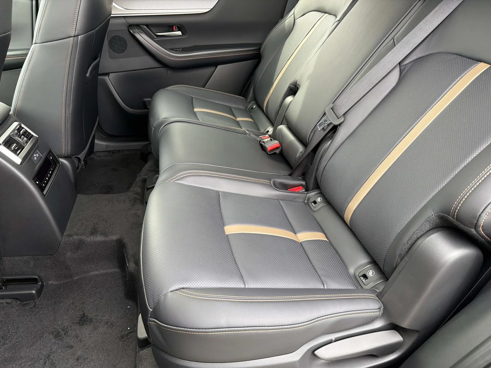 2026 Mazda CX-90 Premium Plus Package - Photo 22
