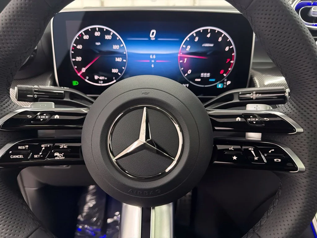 New 2027 Black Mercedes-Benz GLC 300 Coupe image 15