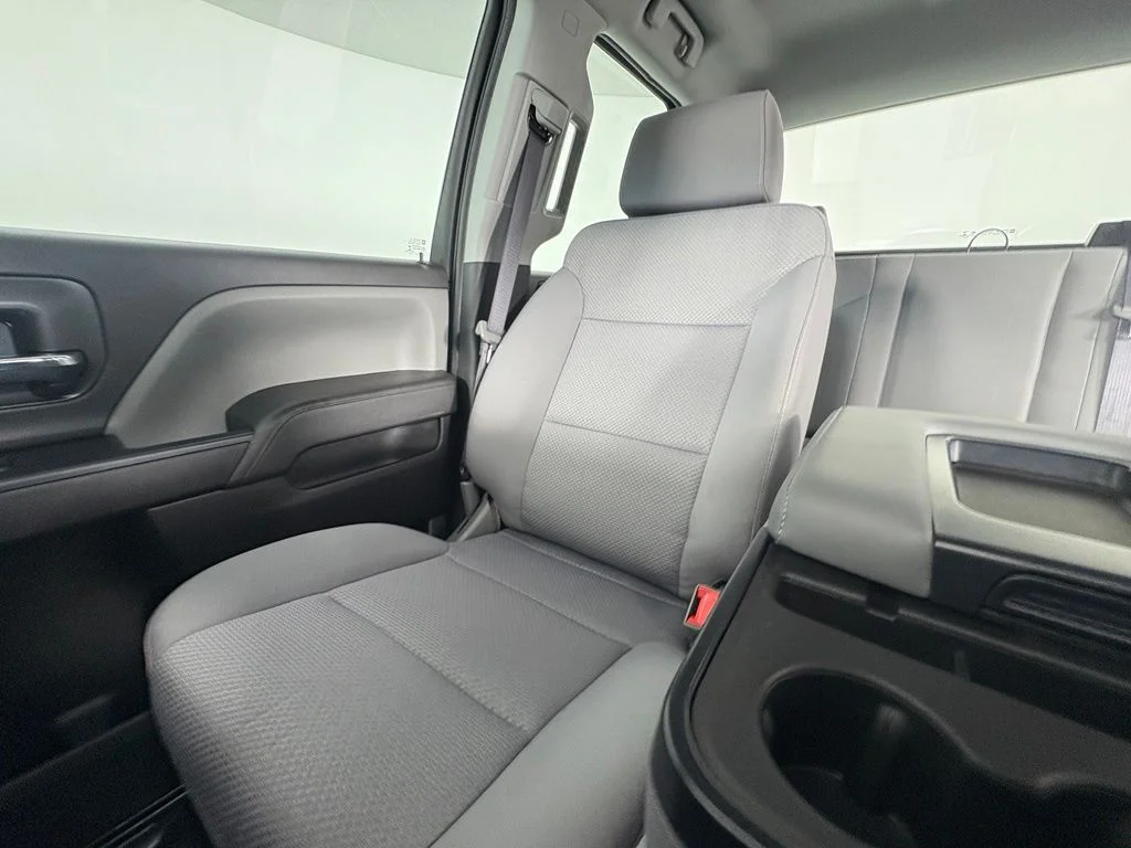 Used 2017 White Chevrolet WT image 16