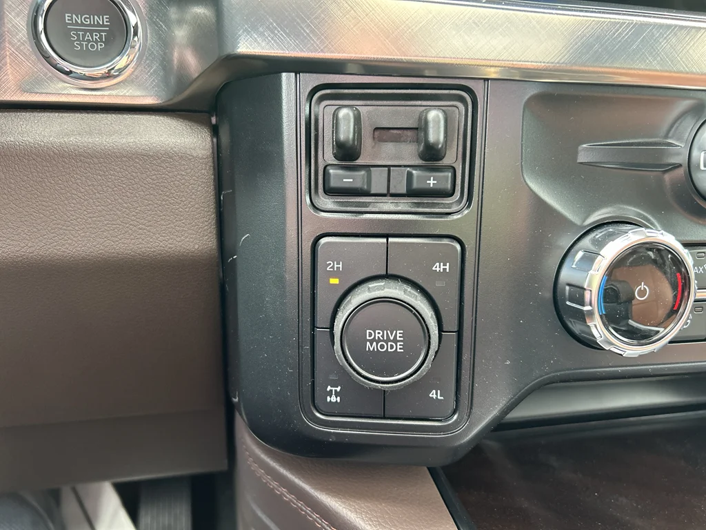 New 2026 Star White Metallic Tri-Coat Ford F-350® King Ranch® image 14