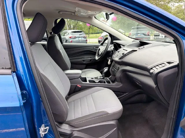 Used 2018 Blue Ford S image 25