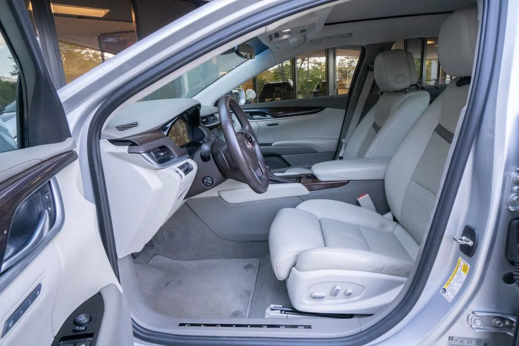 Used 2014 Silver Cadillac Platinum image 8