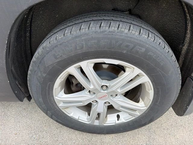 Used 2018 Coppertino Metallic GMC SLE image 13