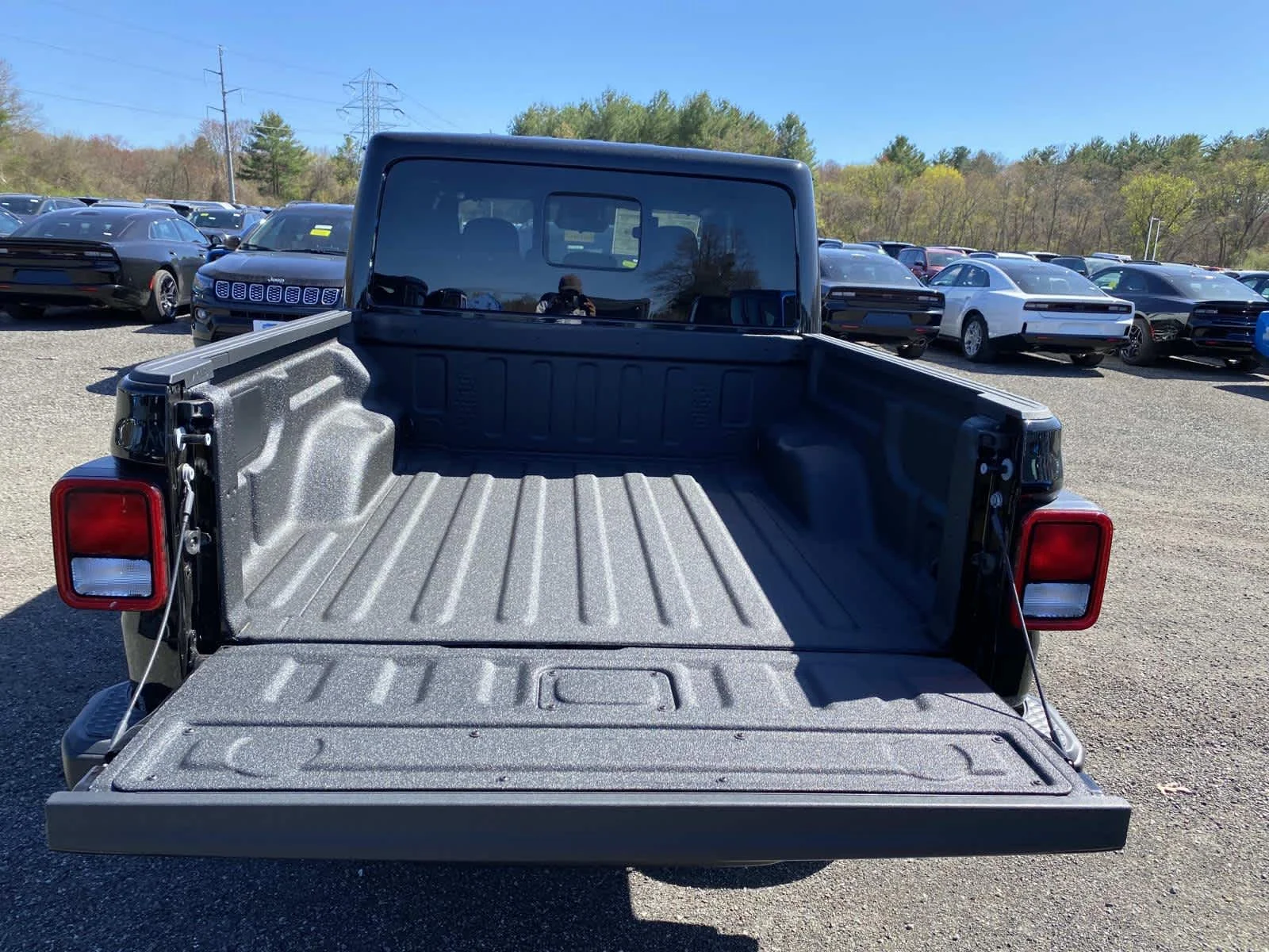 New 2026 Black Clear-Coat Exterior Paint Jeep Sport S image 5