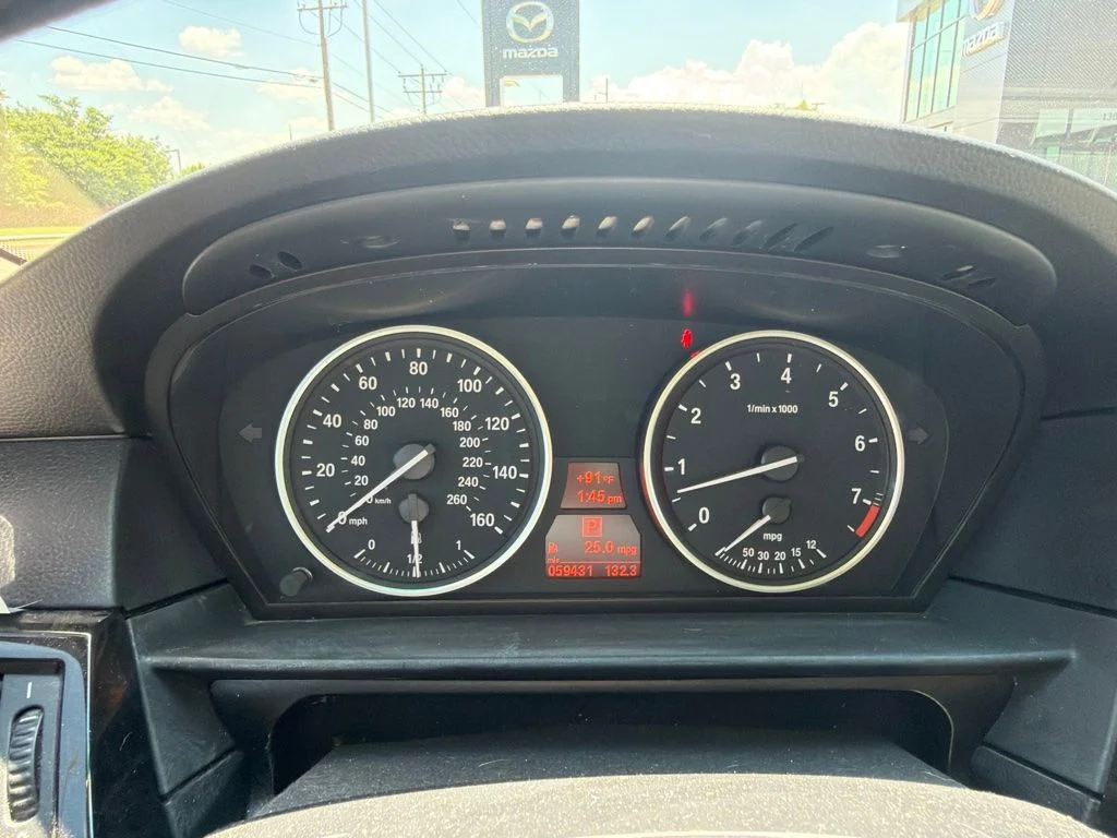Used 2009  BMW 528i image 16