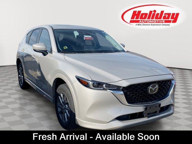 2025 Mazda CX-5 S Preferred package Auto AWD's photo