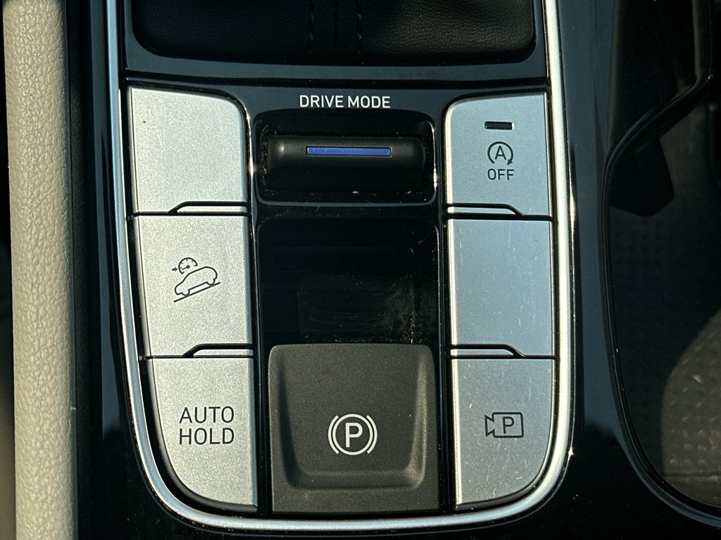 Used 2025 Atlantis Blue Hyundai SEL image 24