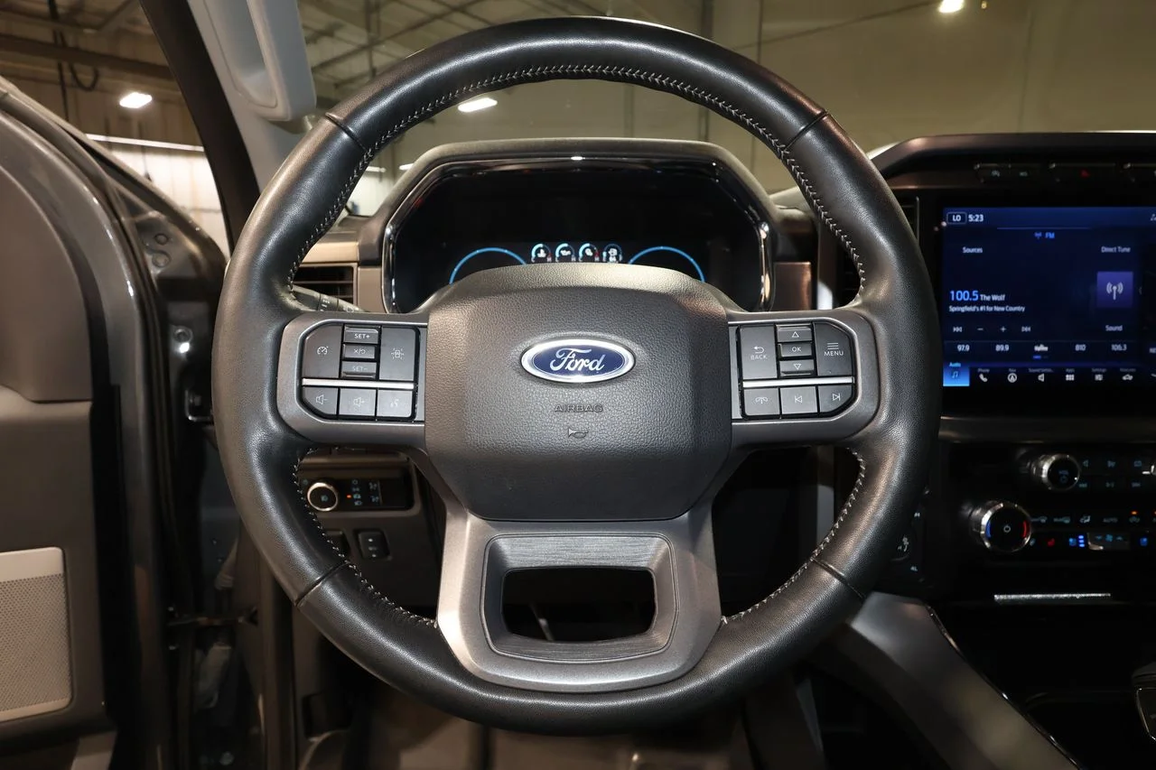 Used 2023 Gray Ford Lariat image 10
