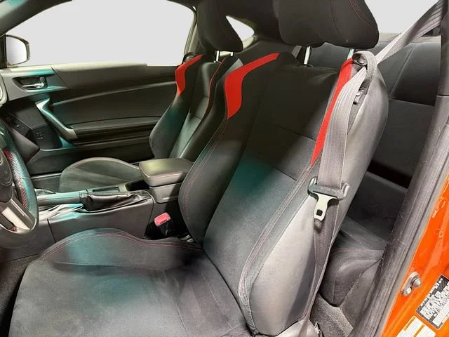 Used 2015  Scion NA image 15