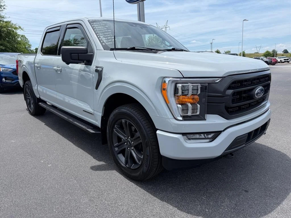 Certified Used 2023 White Ford XLT image 2