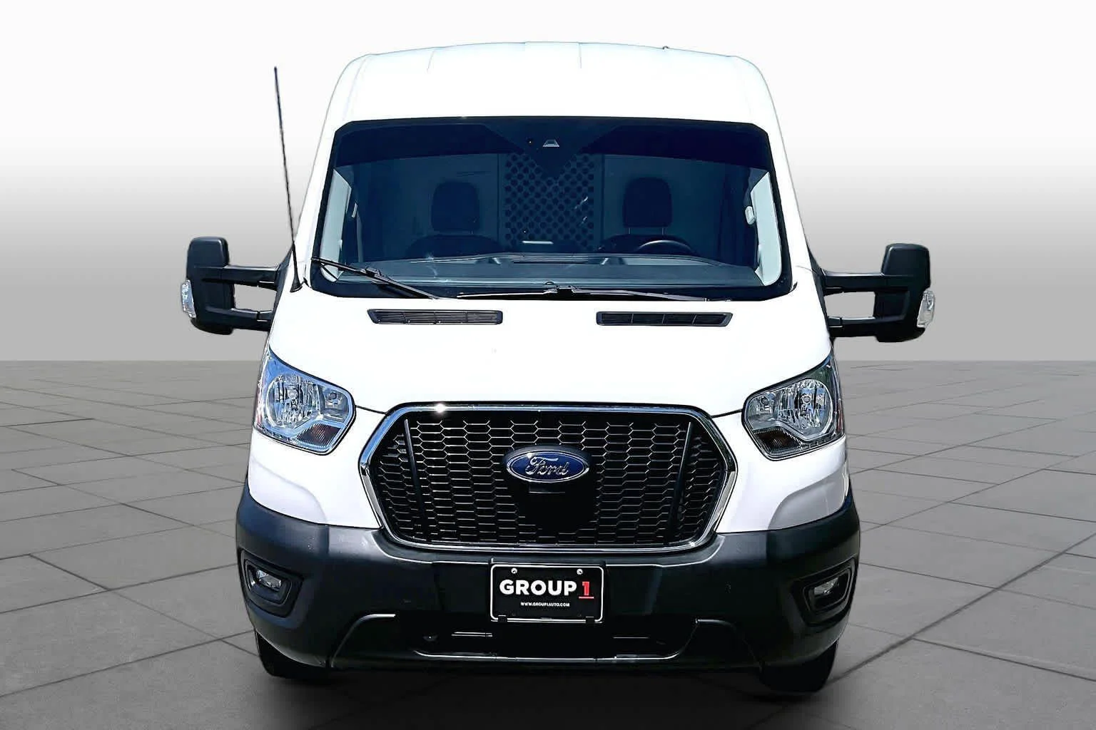 Used 2021 Oxford White Ford  image 4